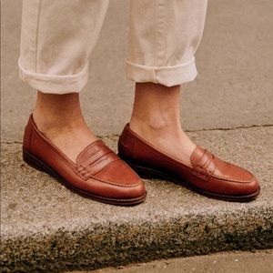 Sézane Andes loafers! Almost new, gently worn once. Comfy & chic! 6.5 (37 Euro)